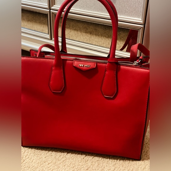 Nine West Pre-Owned Handbag - Picture 2 of 4